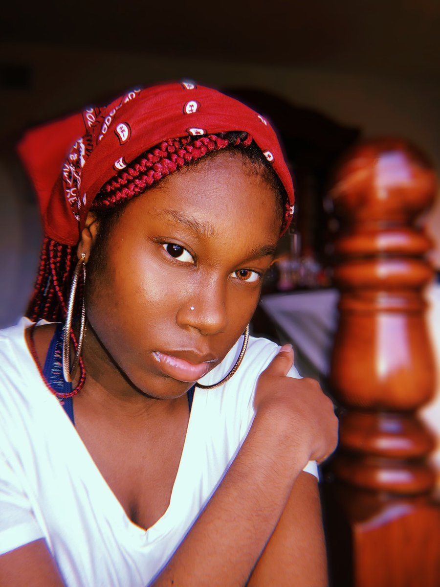 namonyae's tweet photo. #beautifullybisexual saw this trending today 💙💜 https://t.co/9ypZr8HBZA