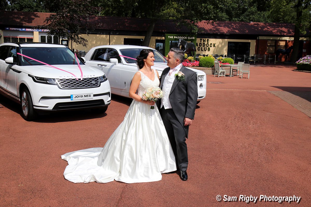 sambanphoto's tweet photo. Happy Anniversary to Kelly &amp; Phil who married one year ago on 3rd August 2019 @haydockraces hope you had a lovely day of celebrations 🍾🥂💖 xx @puurebride @sapphires6 @ERCMakeUpHair @flowerworx119 https://t.co/wTXINm2As4