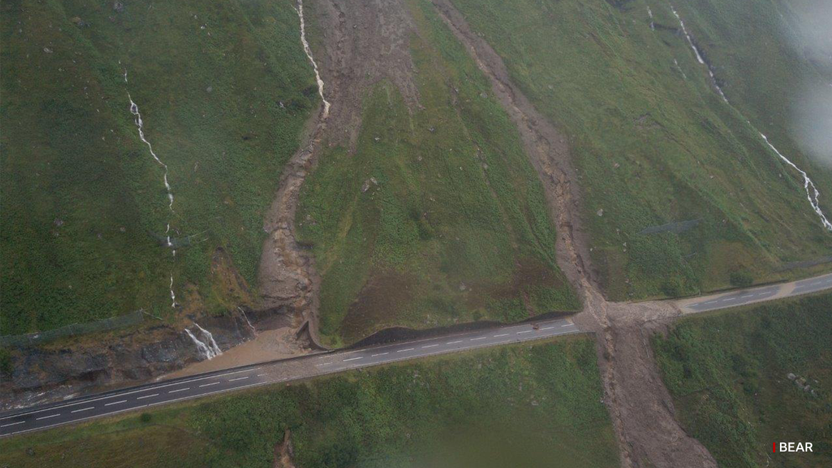 BBCScotlandNews's tweet image. UPDATE: Aerial images show the extent of a landslip at the Rest and Be Thankful in Argyll.

Read more ➡️ bbc.in/3i9WxLG

📸 = @NWTrunkRoads