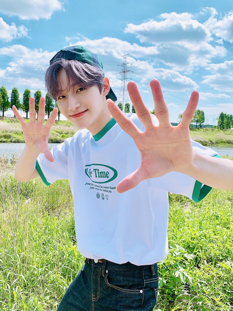 CRAVITY_twt's tweet photo. 제 이름은 정모라고 합니다!!🤩☺️
#정모 #러비티 #모델쿠 #포토쿠래퍼 https://t.co/qjRcorMxUY