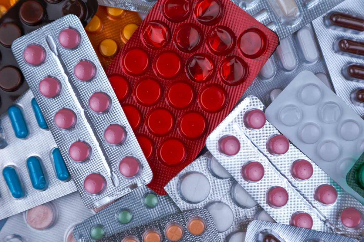 FGDP_UK's tweet photo. Dentists are being encouraged to complete a survey, the results of which will inform the  development of national and international antimicrobial stewardship interventions. CPD will be given to participants. Get started at  https://t.co/jfLfVaJEYQ https://t.co/biQyTEL4pP