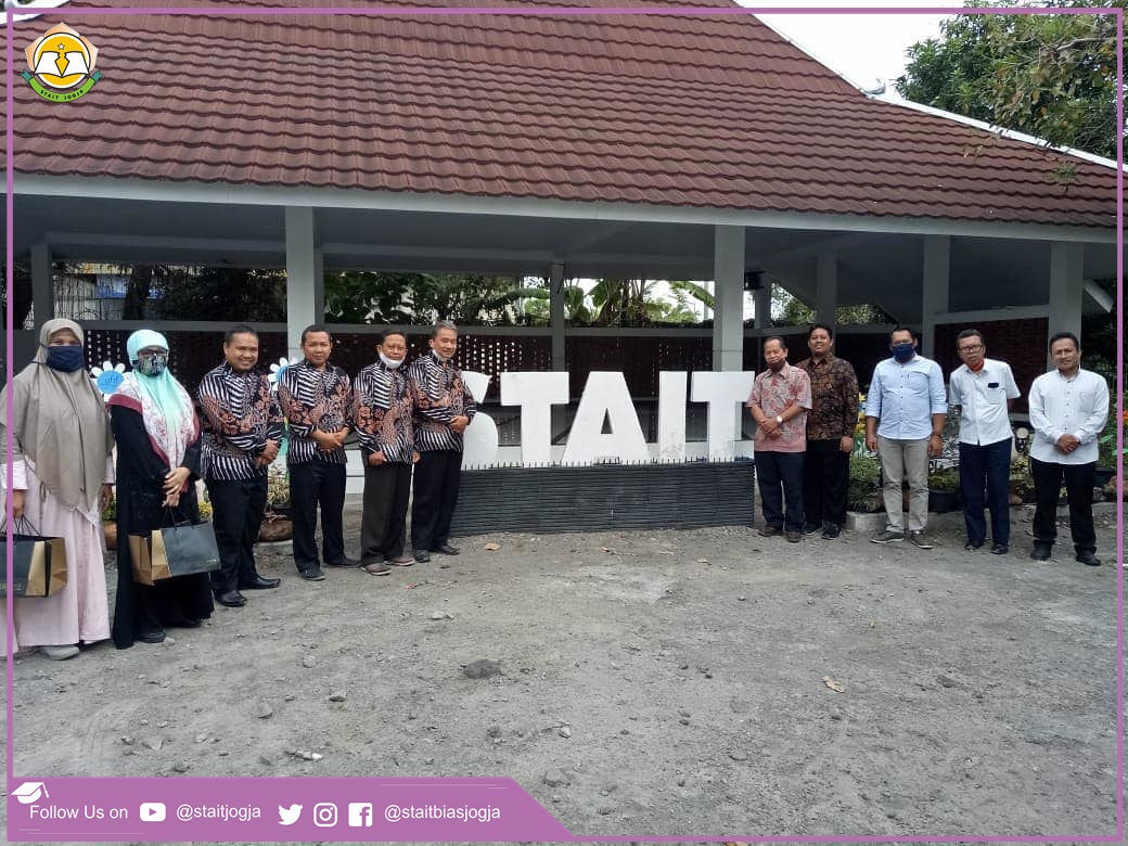 staitbiasjogja's tweet image. Selasa, 4 Agustus 2020 - Kunjungan Kopertais Wilayah III DIY dalam rangka monitoring dan evaluasi akreditasi program studi.

#akreditasi #programstudi #perguruantinggi #akreditasiperguruantinggi #kampusgenerasiemas #staitbiasjogja