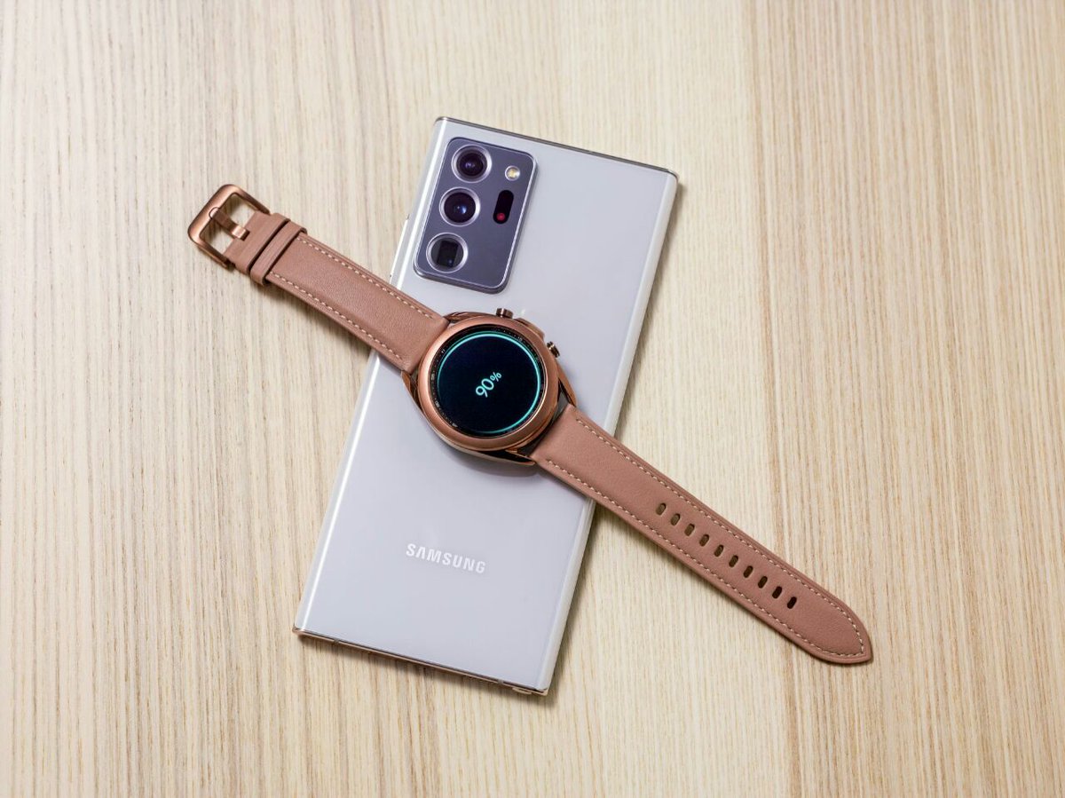 techscico's tweet photo. Renders of products launching today in #SamsungEvent

- #SamsungGalaxyNote20Ultra
- #SamsungGalaxyNote20
- #SamsungGalaxyWatch3
- #SamsungGalaxyTabS7
- #SamsungGalaxyBudsLive

Source - Evan Blass

#TechSciCo
#Samsung #SamsungGalaxy #Unpacked2020 #GalaxyUnpacked #GalaxyBeans https://t.co/5TGXF0u5rs