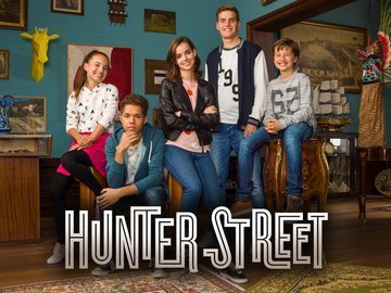 4.Hunter Street: This is a comedy adventure television series that aired on Nickelodeon in March 2017. This was my favourite cause it had everything, the characters were perfect and the plot twist was top tier. It was cancelled in September 2019.