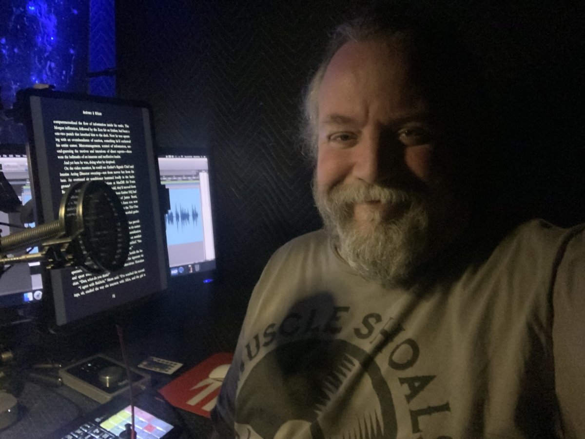 BAndrewsJWilson's tweet photo. Great candid shot of the master @Ray__Porter in the studio performing & recording COLLATERAL, #TierOne Book 6, for @BlackstoneAudio an @audible exclusive!
#Dempsey #TaskForceEmber #LadyGrimes #KelsoJarvis
@talkingaudio @AudioBookRev @AudioFileMag @brians_books @audiobooks https://t.co/llXDevDNew