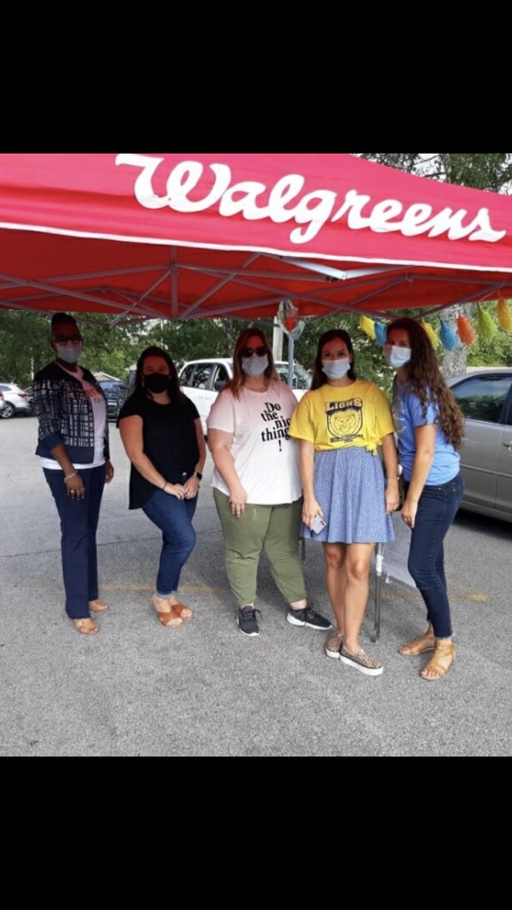 Lakeview Design Ctr tweet media