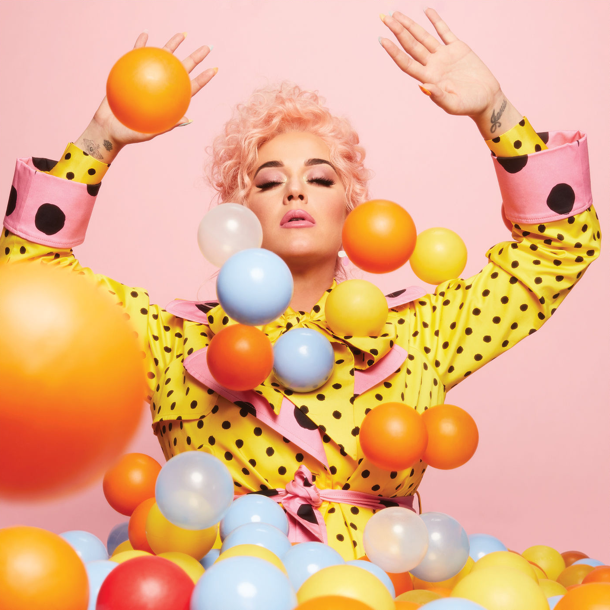 katysmeowers's tweet photo. #KATYSPICS | #SMILE alternate covers in HD
Pre-order #SMILE: https://t.co/vh2bGpOctp https://t.co/ORpNvCIU6g