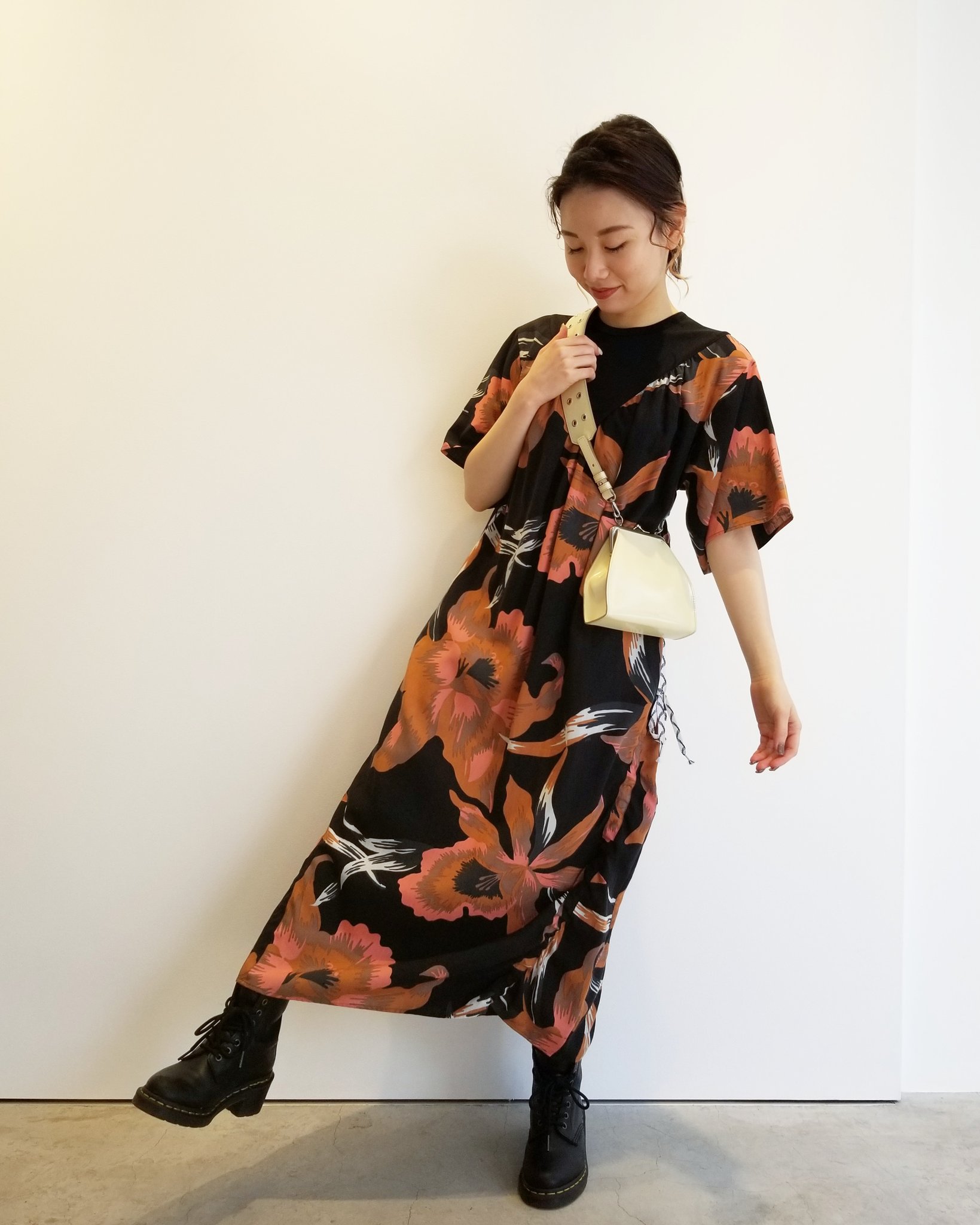 Loveless Noma T D 気分のアガるnoma T D の花柄ワンピース さらりとした生地が夏でも着やすい1着 T Co L1ojy7pkur ラブレス Loveless ラブレスセレクト ワンピース Loveless Noma T D 気分のアガるnoma T D の花柄ワンピース さらりとした生地が夏でも着やすい1着 T Co L1ojy7pkur ラブレス Loveless ラブレスセレクト ワンピース