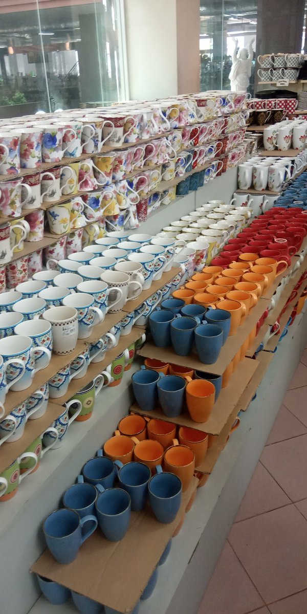 maulanafaa's tweet photo. Sango ceramics showroom, Semarang.

Seharian juga ngga cukup sih kalo mau ngelihatin semua barangnya 👀 https://t.co/Zd9WukbpAl