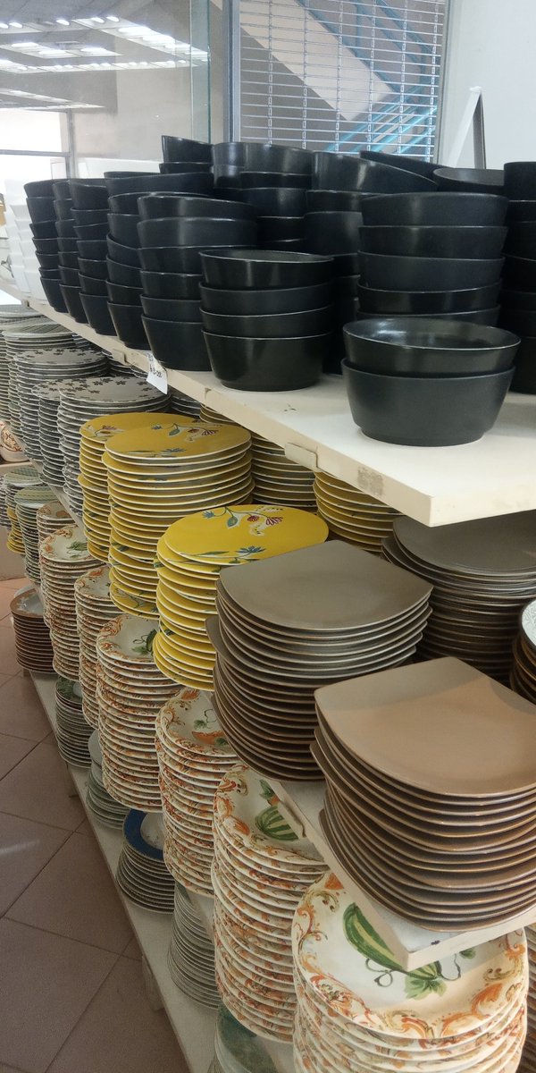 Sango ceramics showroom, Semarang.

Seharian juga ngga cukup sih kalo mau ngelihatin semua barangnya 👀