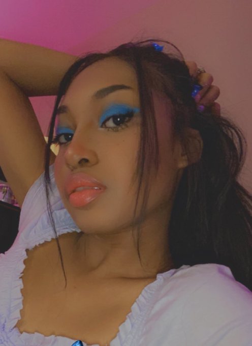 Watch 🎀 baemax 🎀's leaked NSFW photo on TwXstars