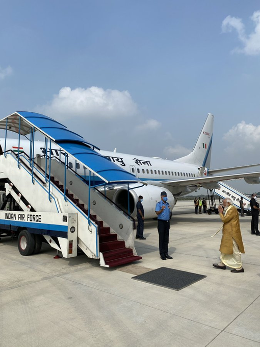Newsmen_'s tweet photo. Prime Minister Narendra Modi leaves for #Ayodhya https://t.co/UYQHi7mugM