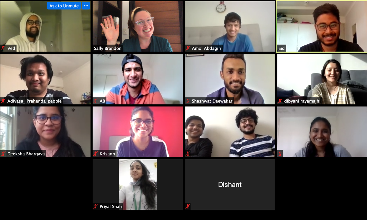 NeuroDisco's tweet photo. My photogenic #ALC701 class full of superstars 🌟 https://t.co/j49ykXBrcP