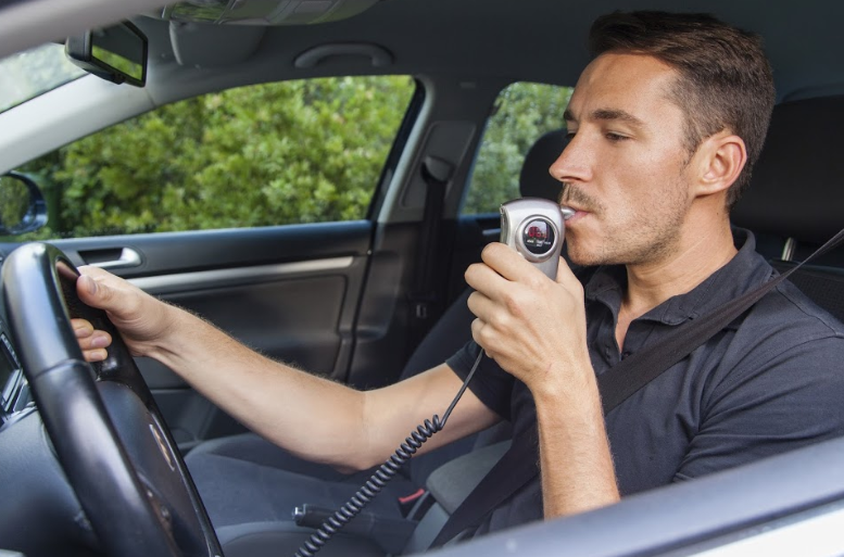 RobertPaysinger's tweet photo. According to a new study conducted by the Insurance Institute for Highway Safety, the mass installation of #alcoholdetectionsystems in most vehicles could save as many as 9,000 lives each year in the United States. https://t.co/U5ejf7BsZQ
#DrivingSafetyTips #DUI https://t.co/3J4IasCK7v