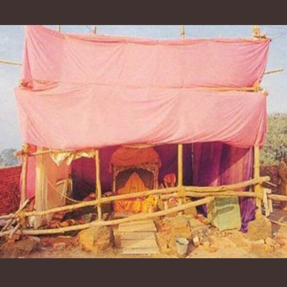 Amit2707's tweet photo. Most awaited moment,
Finally the protector of truth, the epitome of Maryada is arriving.
First step towards establishing Dharma 
What a historic moment we are about to witness
All bow down श्री राम🚩
#JaiShriRam #पधारो_राम_अयोध्या_धाम #5_अगस्त_भगवा_दिवस #BhumiPujan #जयश्रीराम https://t.co/Vv6EYAHD3i