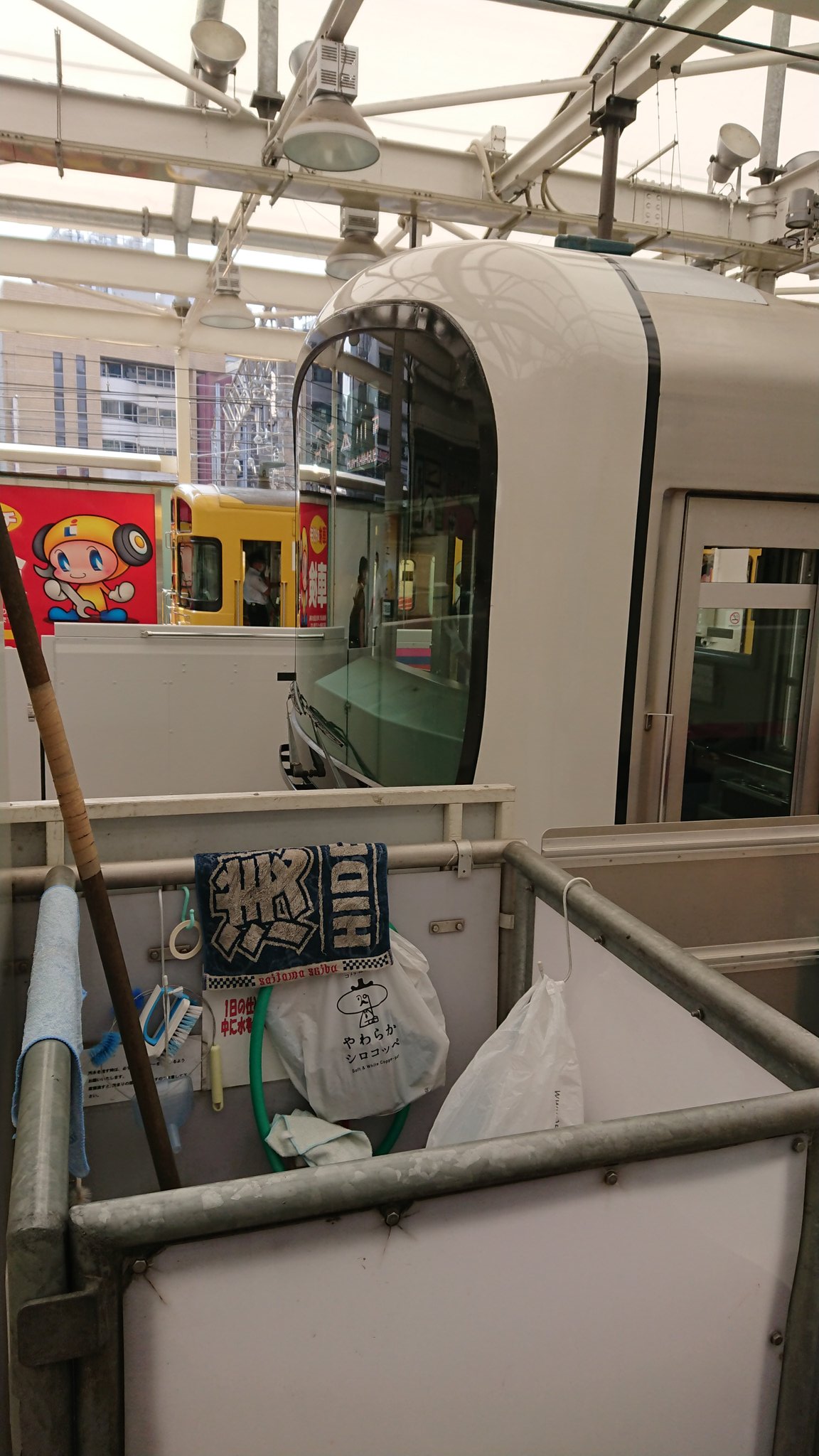 S Abe16 これ 西武鉄道公認の いらなくなったタオルの使い方って事だよな Seibulions T Co Yevytv0ezx Twitter