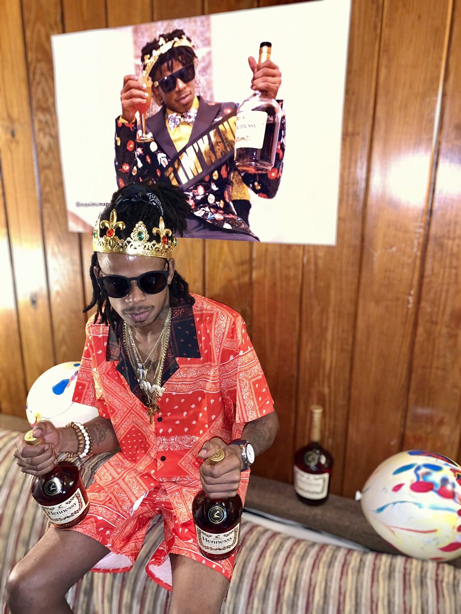 ForeverKavy48's tweet photo. Im a trapper i just play around in fashion #DIRTY30🥶 #ITSMYGDAY🥳 #KINGDAY👑
#LEASEASON♌️🦁 #BDAYIN3DAYS🥳 #KAVY'SFREE👐🏾 #LLC👼🏾🤞🏾 #LLJAI🕊 #LLDRE🕊 #LLCHOP🕊♿️ #RIPLILCHUCK🕊🙏🏾 #LLROB 🕊 #4310‼️ #LLOURSOLDIERS🕊😇 https://t.co/qRus4yVt1Z