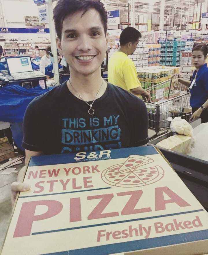 Awesome_Andr3's tweet image. Anybody ordered pizza???

#pizza #pizztime🍕🍕🍕🍕🍕🍕😄 instagr.am/p/CDfuw8mnEhI/