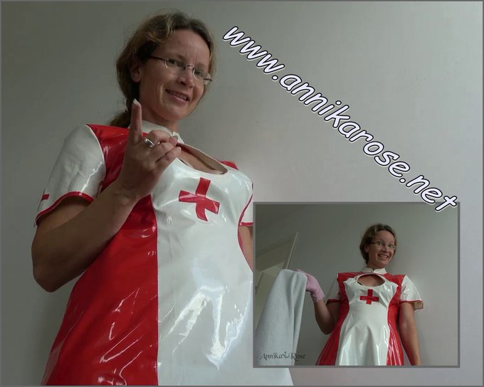 Mal ein #Wunschvideo in #Lack mit #Rollenspielcharakter ;) #Krankenschwester https://t.co/B7zpwiROE7<a href="/tag/wunschvideo"class="tags">#Wunschvideo</a><a href="/tag/lack"class="tags">#Lack</a><a href="/tag/rollenspielcharakter"class="tags">#Rollenspielcharakter</a><a href="/tag/krankenschwester"class="tags"><span>#krankenschwester</span></a>