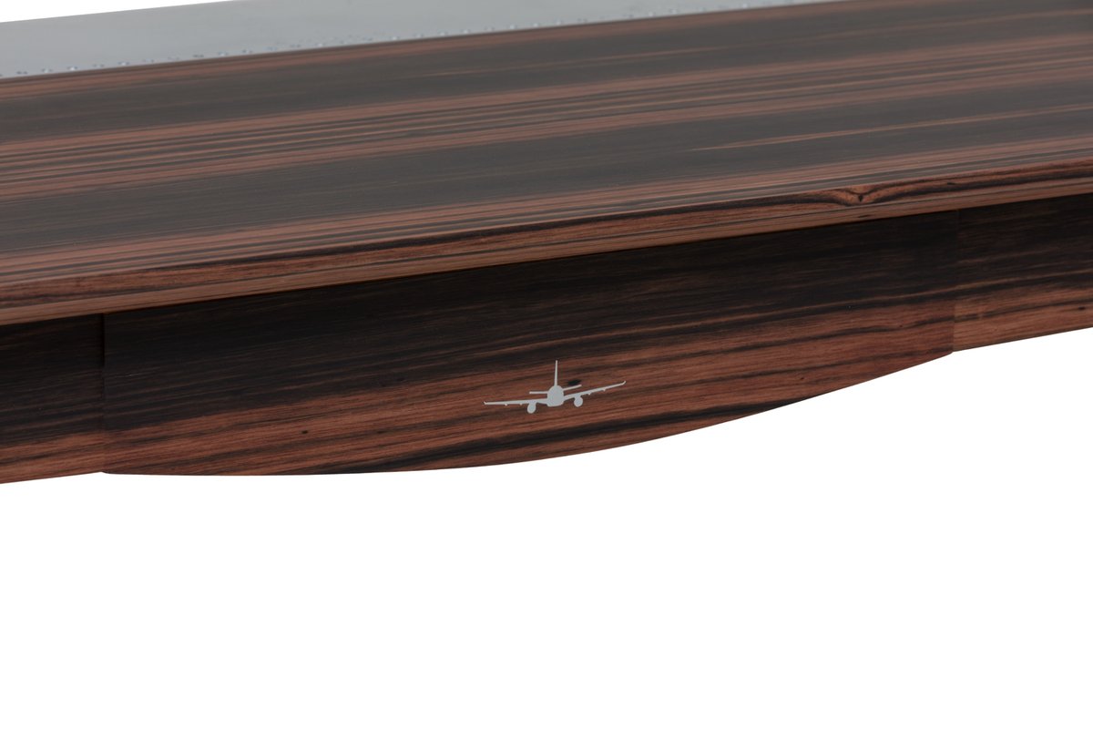 AndrewHdesign's tweet photo. Here is our last collaboration with @Airbus piece of sky, the "touch and go" desk. A desk made with ebony and an A330 slat. #upcyclingfurniture #art #artisanat #madeinfrance #toulouse #upcycling #upcyclingart #upcyclingdesign #design #bespoke #artisanatdart https://t.co/KMuWMi5fqG