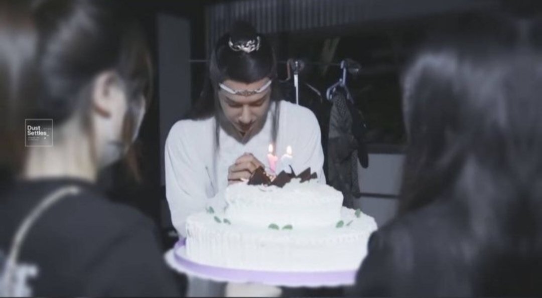 BJYXYZ's tweet photo. 20 
21
22
23
My dearest idol #WangYibo, always accompany you, this year and all years ahead. May all your dreams and wishes come true and always be surrounded by love and support
#HappyYiboDay #王一博0805生日快乐 https://t.co/jaMNHkMcka