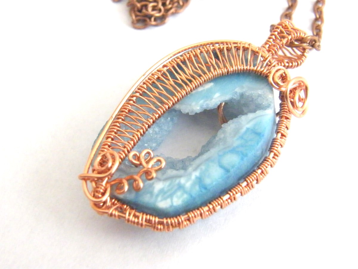 TulasTreasureT's tweet photo. #blueaddict me 😆. Blue druze agate wrapped in copper https://t.co/KOi8heeexC #EarlyBiz #giftidea #UKGiftHour #UKGiftAM #SmallBiz #shopsmall #handmade https://t.co/7GviR3OUE3