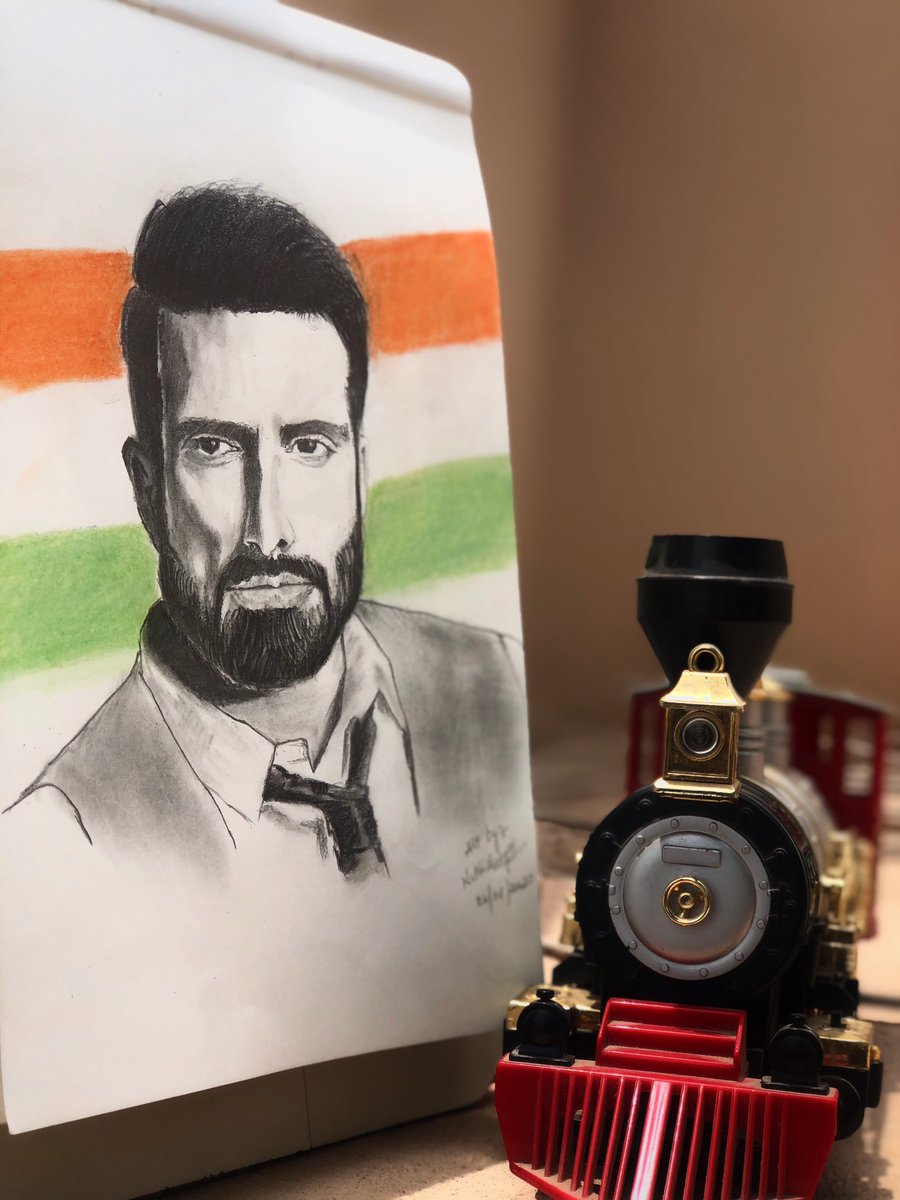 NethiSurya's tweet photo. Tribute to
Man with golden heart
Saviour for lakhs of people
Pride of India
@SonuSood
#artist #art #drawing #pencilarts #indianarts #indianartist #instarts #sonusood #migrantsorkers #sonusood_a_real_hero #sonusoodfans #sonusood😍 #sonusoodactor #sonusood❤️ #artbynethisurya https://t.co/s18SiBzKPv