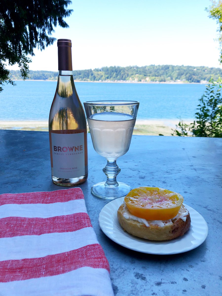 watsonkennedy's tweet photo. {Wine &amp; Dine Wednesday} is about a Columbia Valley rosé that went swimmingly with my tomato sandwich yesterday in between writing and shooting photos for the upcoming book. Grenache Rosé by BROWNE Family Vineyards at https://t.co/OJGP5naz45 https://t.co/SzUXQmFFJQ