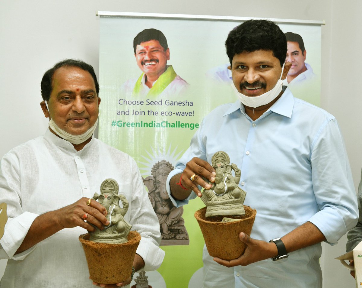 HarithaHaram's tweet photo. Eco Friendly Seed Ganeshaa.
New Concept Unveiled By @IKReddyAllola
@MPsantoshtrs
Seed Ganeshaa With Clay, Neem seed. To be Distributed onset of Vinayaka Chatrudi. We can Worship &amp; Plant Sapling.
@HarithaHaram
@green_challenge

@TelanganaCMO
@moefcc
@PrakashJavdekar
@VPSecretariat https://t.co/J4WqQJTQ5P