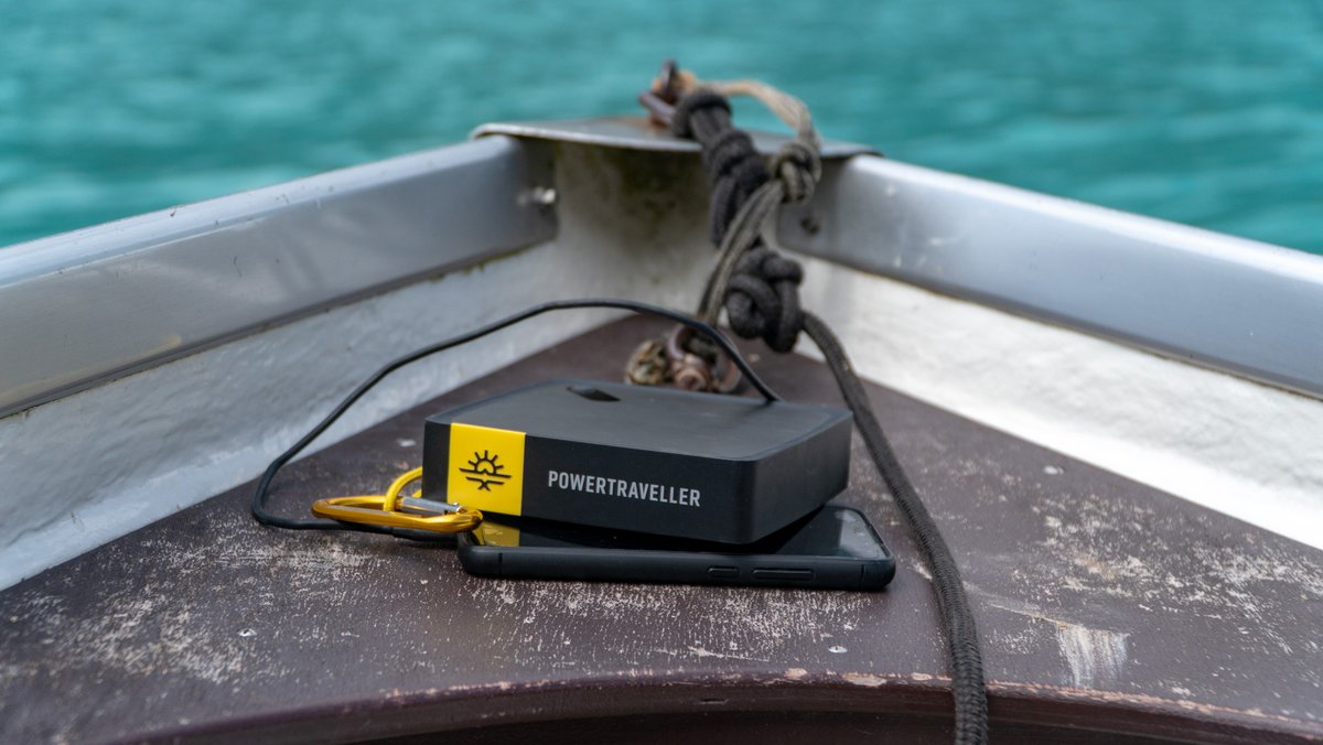 Ever found yourself in the great outdoors but struggled to stay connected? Try one of our power banks, our Phoenix 90 is a great companion to keep you charged 🔋

📸 - Tim Howell

#explore #recharge