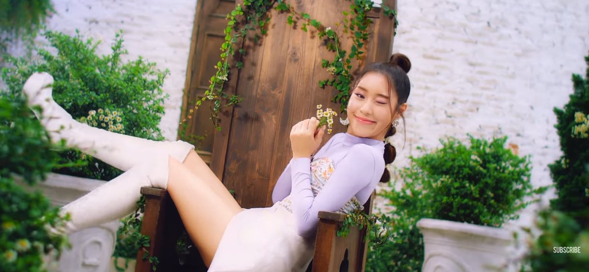 SangoChama's tweet image. You're beyond pretty in your new video song @Ciize_ziizha 💗
You stole my heart one more time with your talent 🥺💗
#ciizezphr
#ciizezphrfamily
#SIZZYXNANON
#sizzygirlgroup