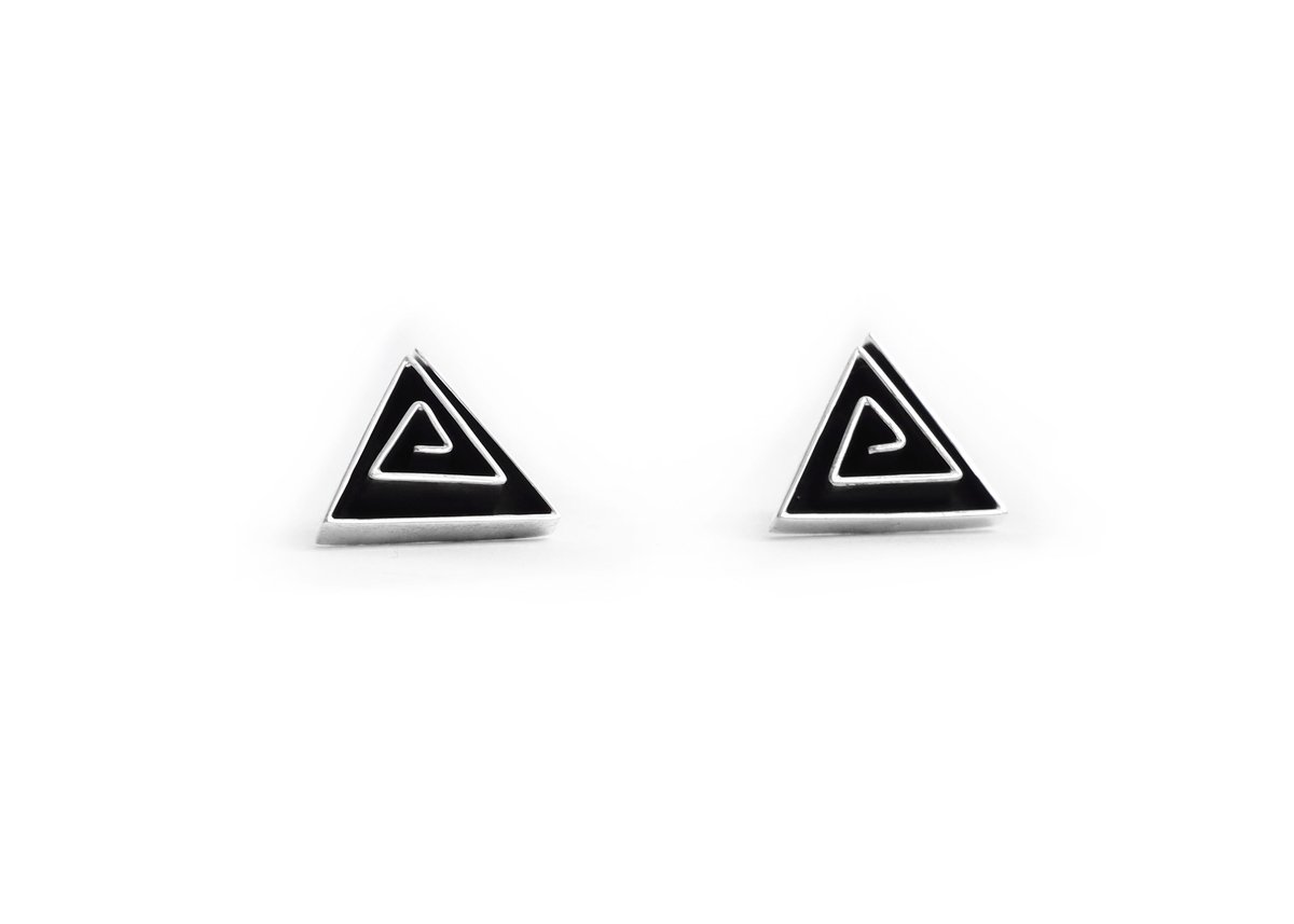Higglershop's tweet photo. Which studs are your favourite? 💫

https://t.co/5l36aPJ72y

#ethicaljewellery #whomademyjewellery #sustainablefashion  #earrings https://t.co/3OHRimVJsg