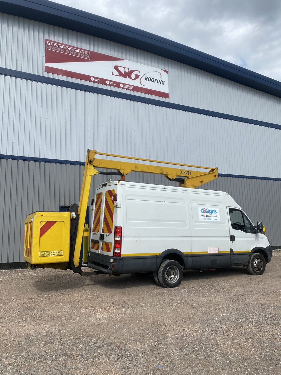 d3signs's tweet photo. Another installation with our van mount cherry picker. 
 #sign #instsllsrion #mewp https://t.co/iq6GeMCqrL