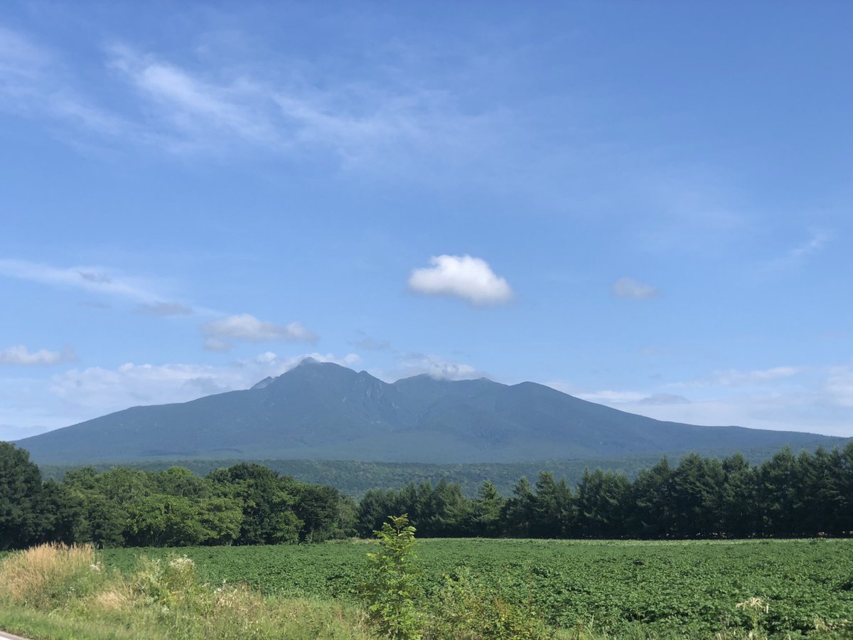 hypermdr726's tweet photo. 知床を自転車で走ってみたら、凄く良かったので観て欲しい
#清里
#サイクリング
#裏摩周
#お食事券とタオルくれるよ https://t.co/Vg3e63gmtU