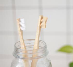 Why do Teeth Hurt when Eating Sweets? Causes &amp; Prevention lttr.ai/UlV6 #Pain #Health #Teeth