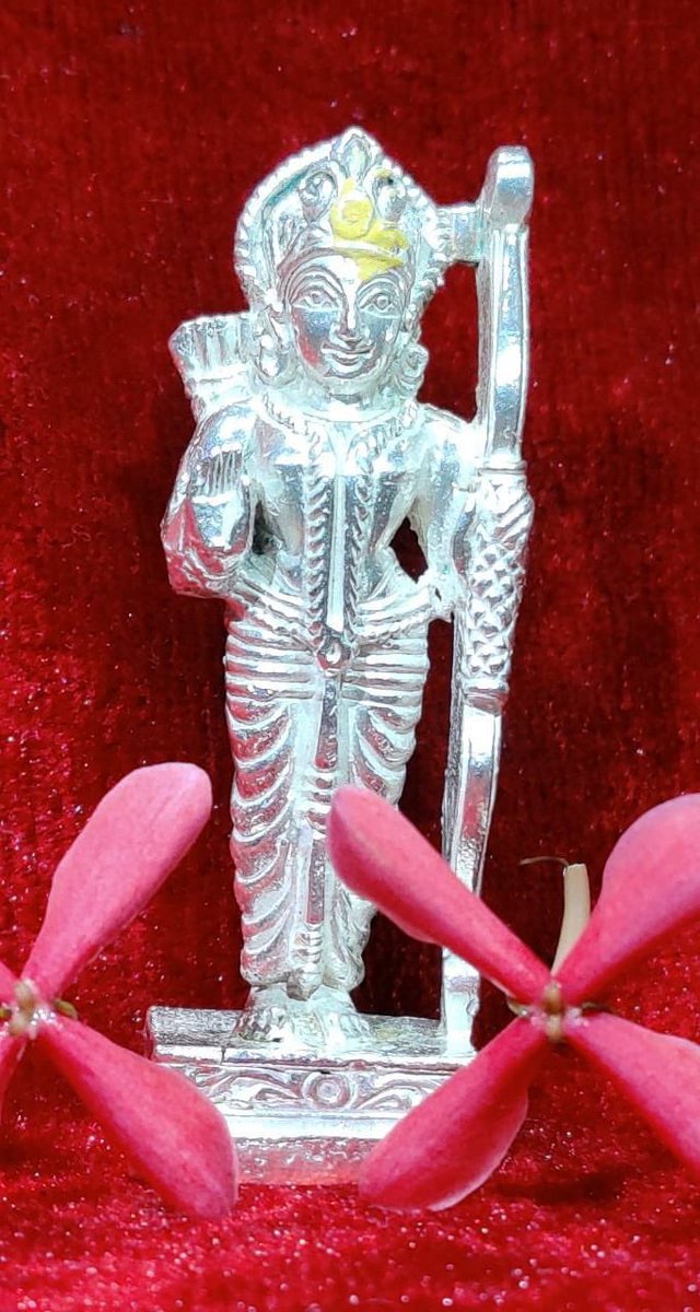 UpadhyeSoham's tweet photo. Maryada purshottam #ShriRamaReturns today at it’s janambhoomi....Historical day today for every Indian...Sacrifices,hardwork, constant dedication and prayers from lakhs of Indians has brought this day. #JaiShriRam #RamMandirAyodhya #RamMandirBhumiPujan #Ayodhya #RamMandir4Bharat https://t.co/k634R1RraR