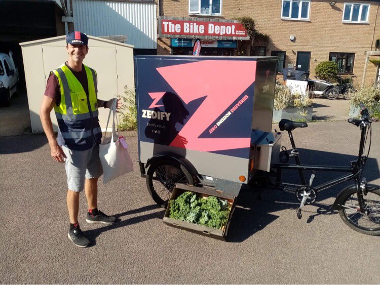 CSA veg shares packed and delivered to <a href="/ZedifyCBG/">ZedifyCBG</a> for delivery into central Cambridge <a href="/SoilAssociation/">Soil Association</a> <a href="/camcycle/">Camcycle</a> <a href="/Flavour105/">Flavour</a> #bikepower