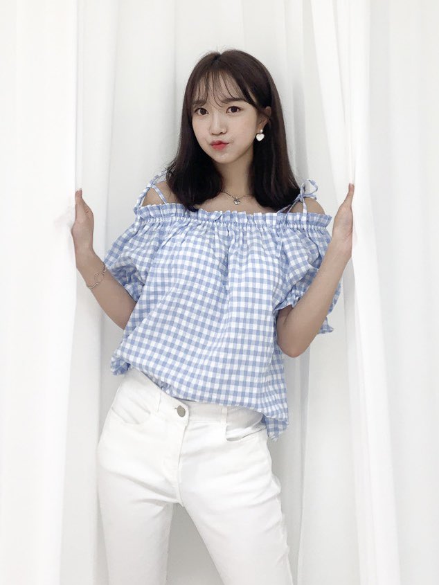 nature_arab83's tweet photo. Today at 4PM(UAE), 3PM(KSA) and 2PM(Egypt)!We will meet you through Instagram Live right on our Official Arab Instagram. We will be waiting for you  See you Soon~~ https://t.co/OIOptE4ln7