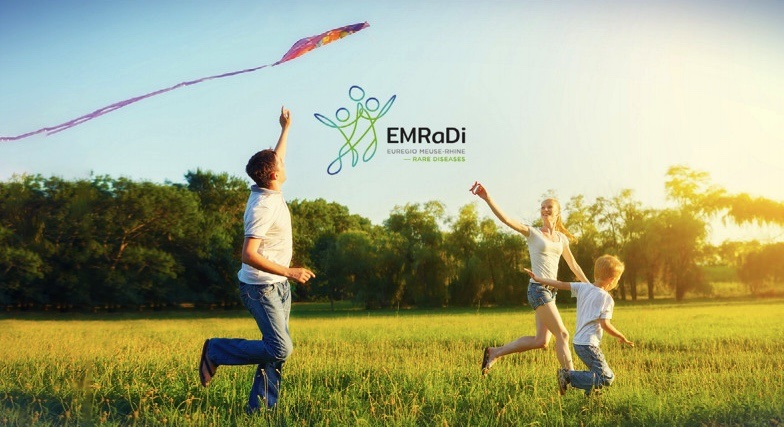 InterregEMR's tweet image. Our Interreg EMR project #EMRaDi involves cross-border cooperation in healthcare, specifically in the field of rare diseases. Check out the following report to learn more about this project: 

emradi.eu/assets/0401e45…

#InterregEMR #CrossBorder #Health
