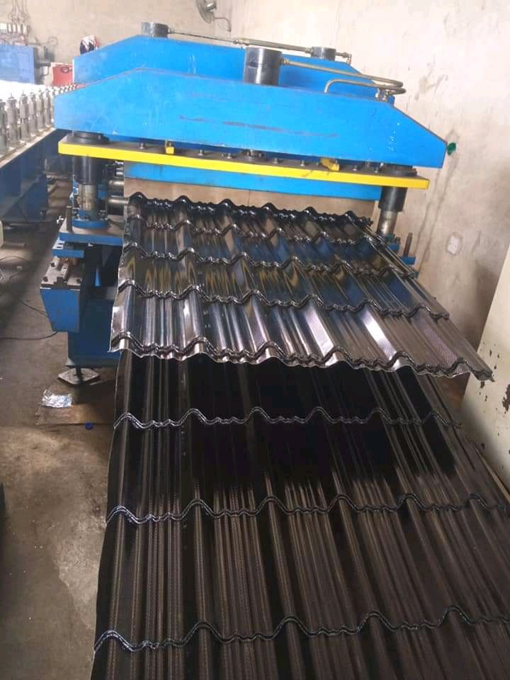 aminadoroofing's tweet image. Corrugation and Loading of 0.55mm Steptiles Aluminium Sheets!

Done with your woodwork and in need of quality roofing sheets contact MyRoof Hub 08128926408. 

We deliver Nationwide.

Distance not a Barrier. 

Quality is our Culture.
#roofingcompany #roofingsheets #TestedTrusted
