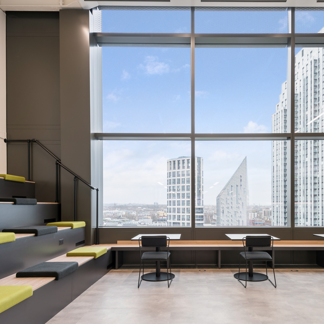 wearethirdway's tweet photo. I’m sure we can all agree, this one takes the cake.
Our interiors team manages to expertly compliment this dreamy London skyline with a super sleek design and neutral colour scheme.
🌸🥝
#ThirdWay #BowerTower #myworkplace #London #designandbuild #backtowork #HybridWorking https://t.co/S3ERbLgISW