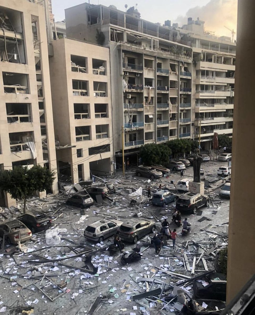 AkramGharib2's tweet photo. #PrayForBeriut #Lebanon #بيروت_منكوبة #لبنان_منكوب https://t.co/21kb7wzsyL