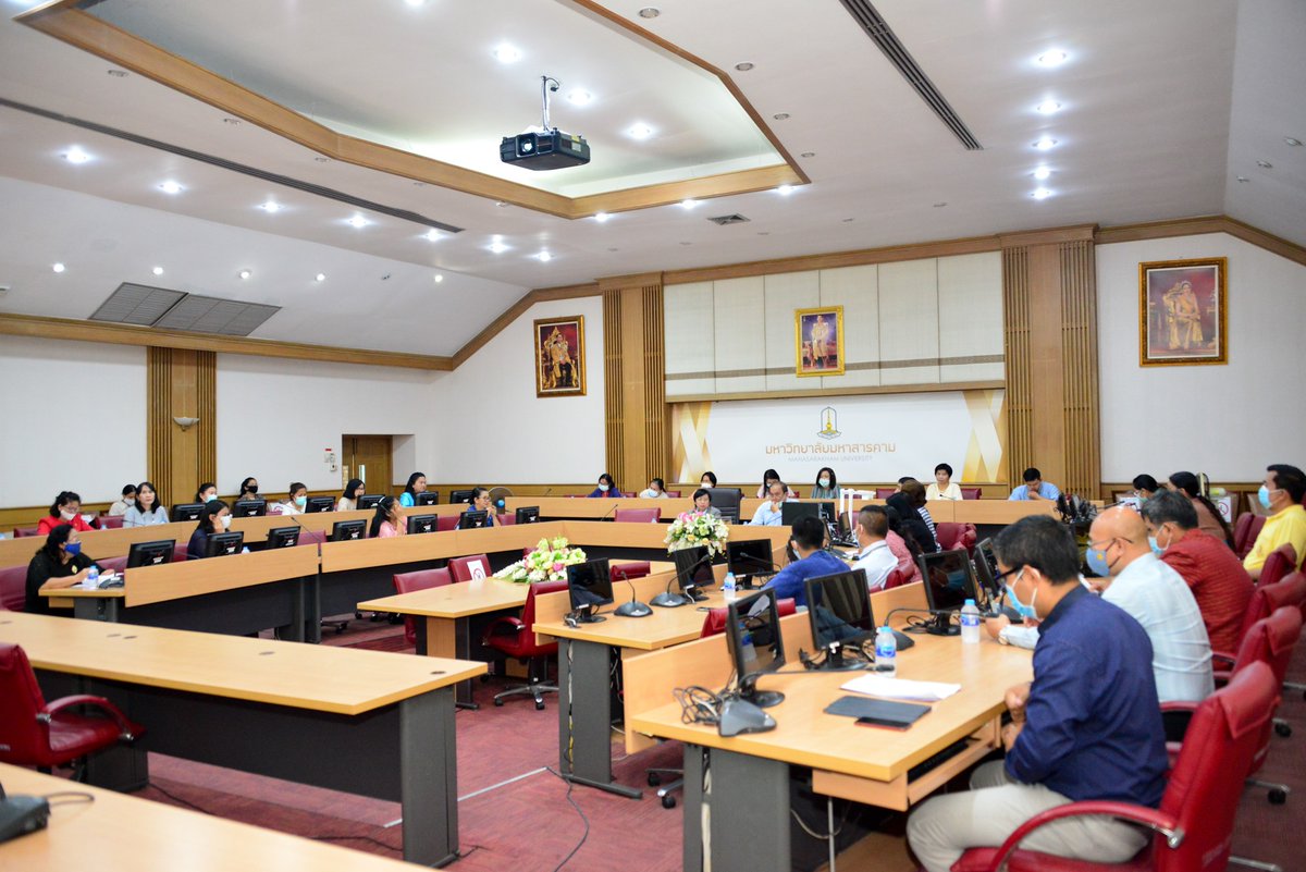 MsuUniversity's tweet photo. มมส ประชุมเตรียมการดำเนินโครงการ/กิจกรรมทำนุบำรุงศิลปวัฒนธรรมเเละงานรัฐพิธี-ราชพิธี ประจำปี 2563 https://t.co/NWWkliYzzA #มมส #MSU #MahasarakhamUniversity https://t.co/TnXkPI5aOY