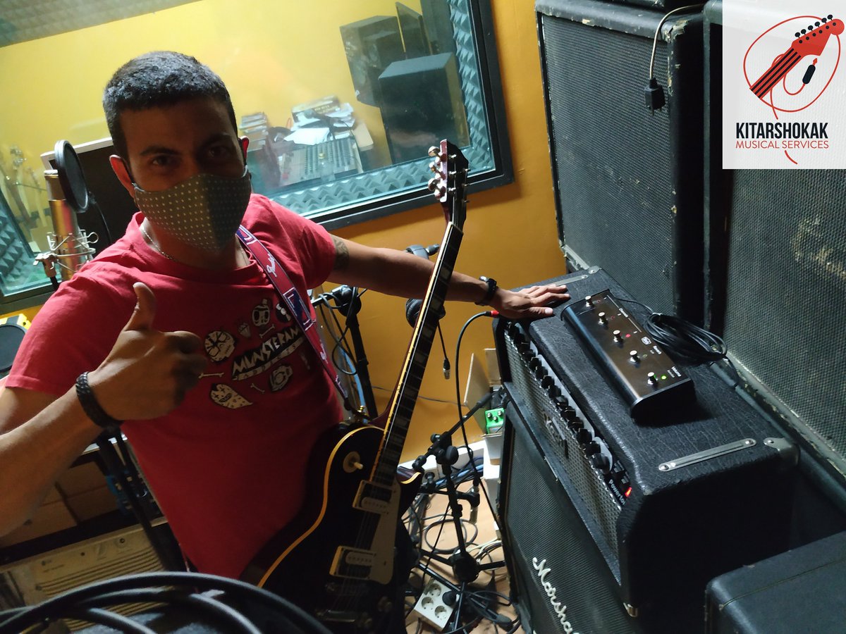 Gorka,
pasatu zan Kitarshokak-etik!
se pasó por Kitarshokak!
came to Kitarshokak!
<a href="/ZonaCeroRock/">Zona Cero</a>