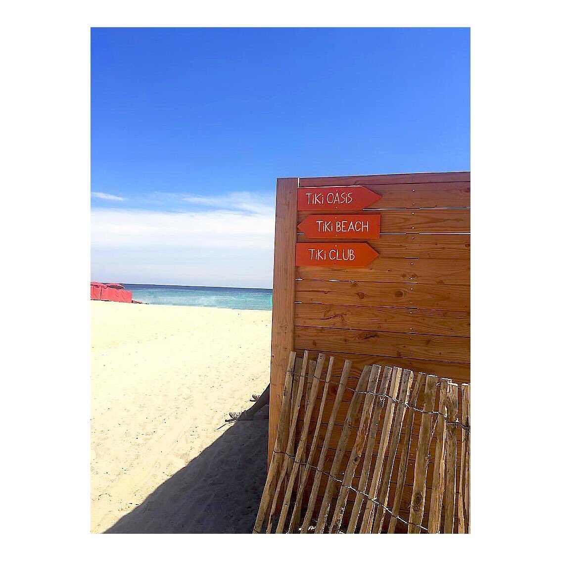 VillaniNicolas's tweet photo. Le soleil, le ciel bleu, le sable chaud, la plage, la mer... Les vacances quoi !! ⛱🕶⛱🕶
#vacances #holiday #summertime #feelfree #feelgood #havefun #havegoodtime #sablechaud https://t.co/7l1JztJNYq