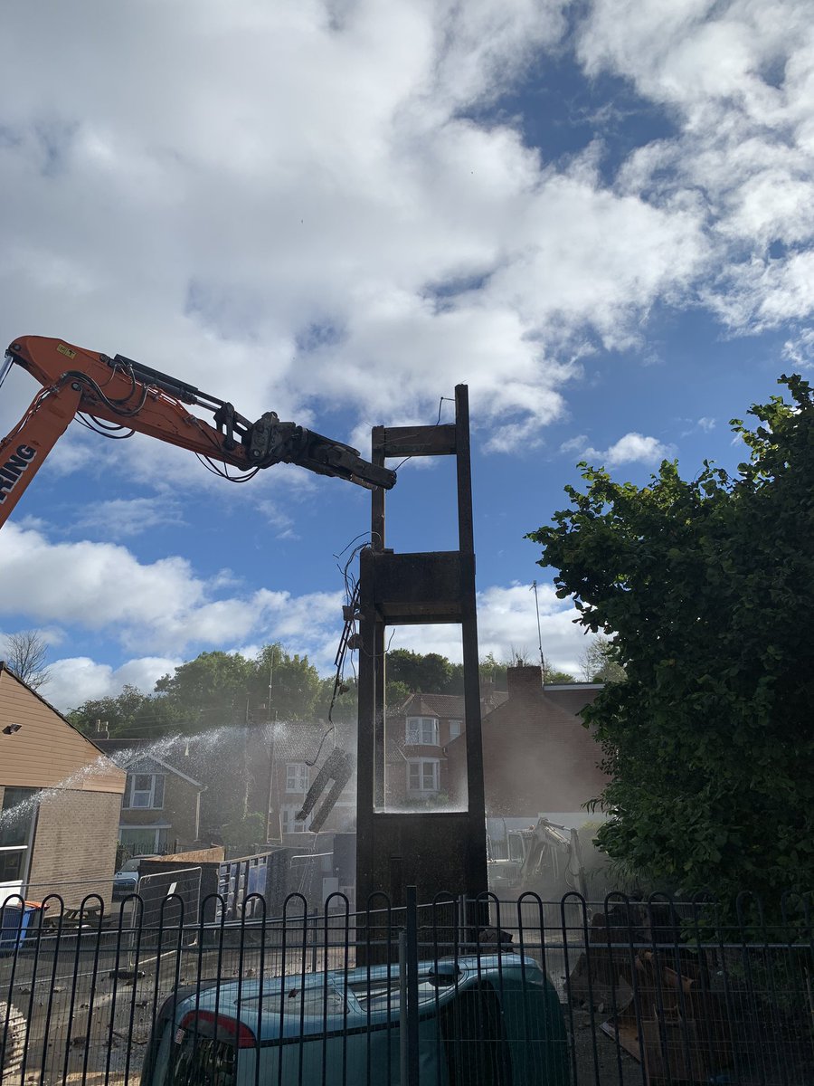 AFRSPill's tweet photo. More photos of the demolition https://t.co/IoyjXiXKcV