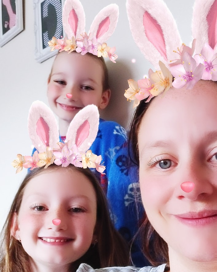 CctkdS's tweet image. Morning. Just a reminder there is no Zoom tonight as today is our wedding day! 👰🤵👊🥋💪