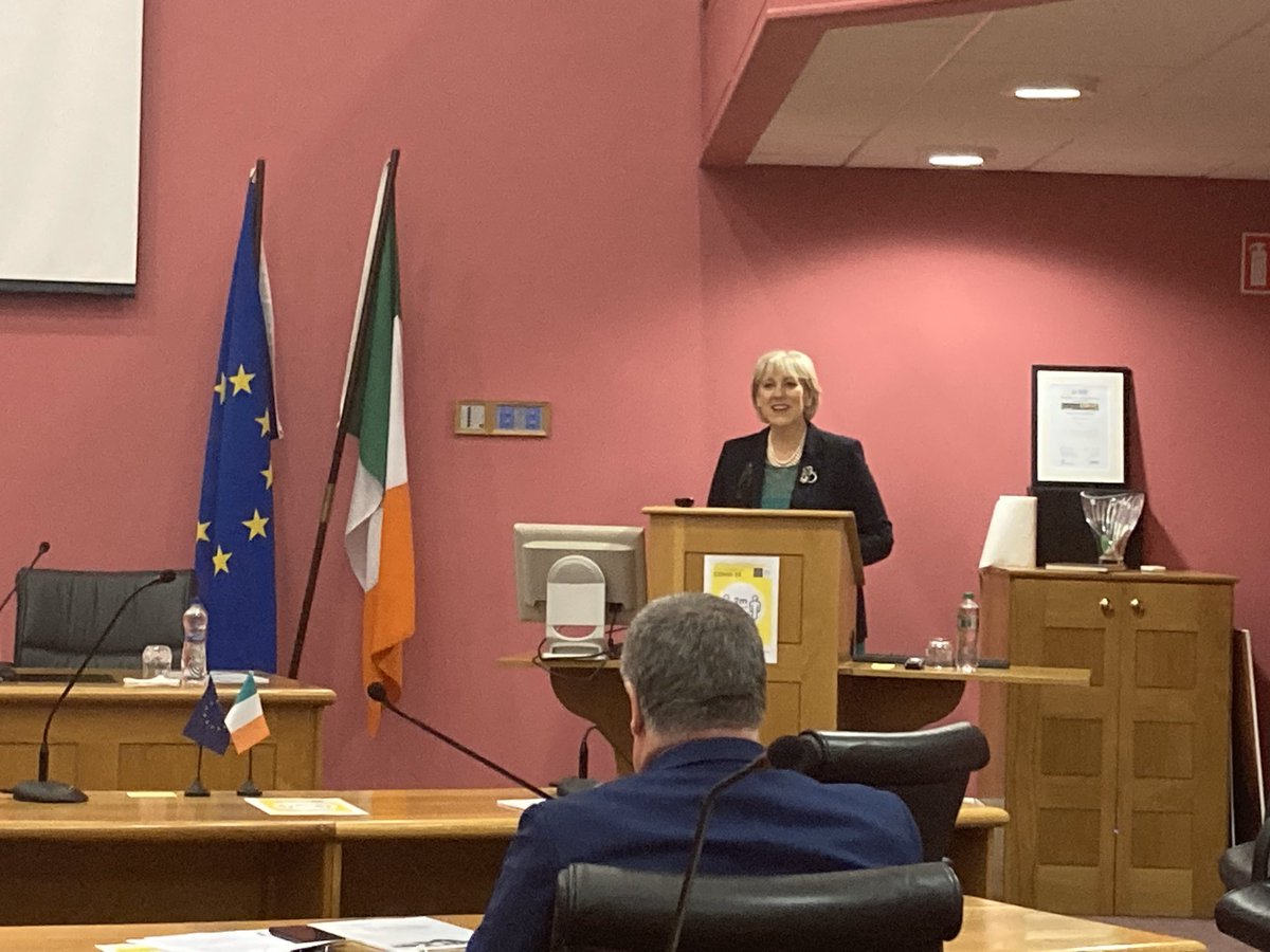 Heather Humphreys (@hhumphreysfg) on Twitter photo Remote working is set to be a game changer for rural Ireland . We saw this during the Covid-19 pandemic and we need to continue to exploit opportunities for its development , as we make the case for a low carbon society. Launching @WesternDevCom report on these areas today. Remote working is set to be a game changer for rural Ireland . We saw this during the Covid-19 pandemic and we need to continue to exploit opportunities for its development , as we make the case for a low carbon society. Launching @WesternDevCom report on these areas today.