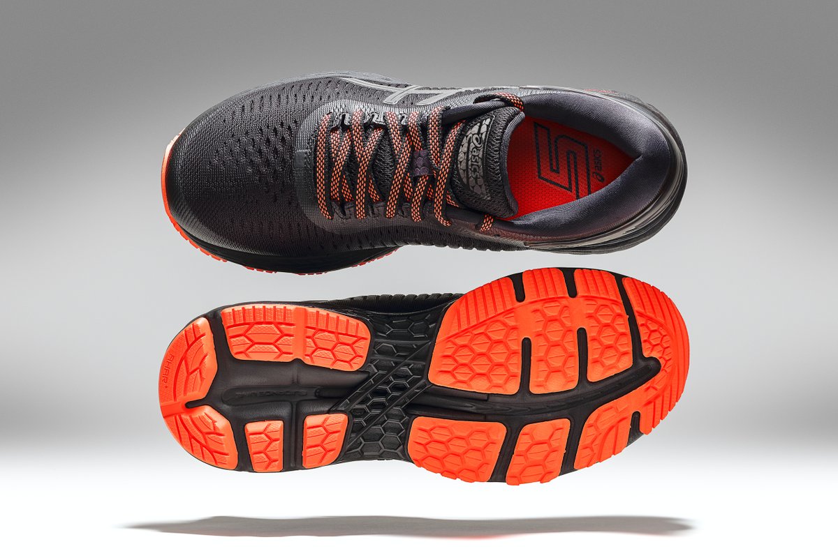 LucePictor's tweet photo. Ore from running shoes product shoot | https://t.co/b2AIhCavoX | #productphotography #asics #shoes https://t.co/qYaqsmLNPE