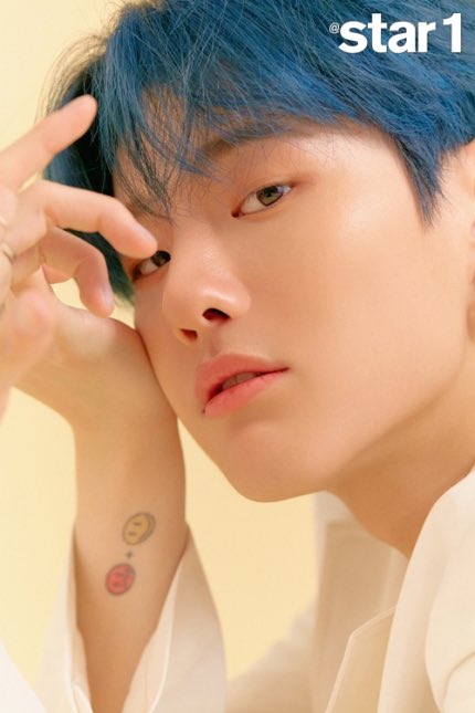 yunwj36282's tweet photo. @c_woodzofficial #WOODZ #조승연 #HAPPY_WOODZ_DAY
#승연이의_여름은_파랗게 #생일축하해💙
승연오빠 25번째 생일 측하해요🎉🧡💙 https://t.co/UqWRs5HdX8